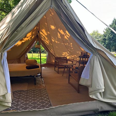 Hotel Grand Tepee Glamping Pour 2 Saint-Lyphard Esterno foto
