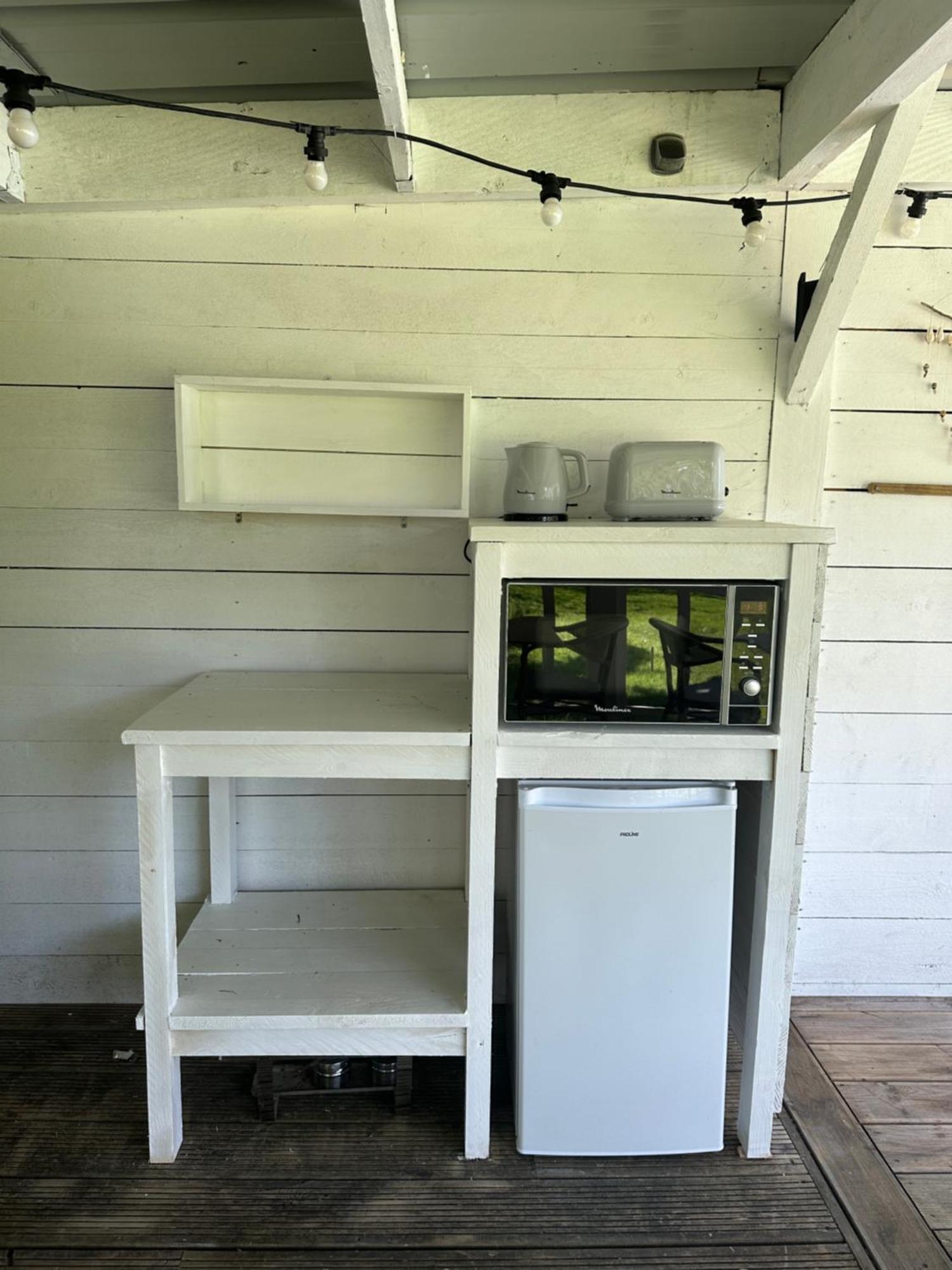 Hotel Grand Tepee Glamping Pour 2 Saint-Lyphard Esterno foto