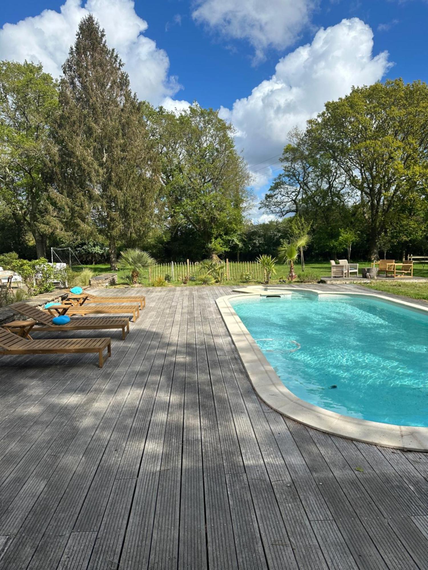 Hotel Grand Tepee Glamping Pour 2 Saint-Lyphard Esterno foto