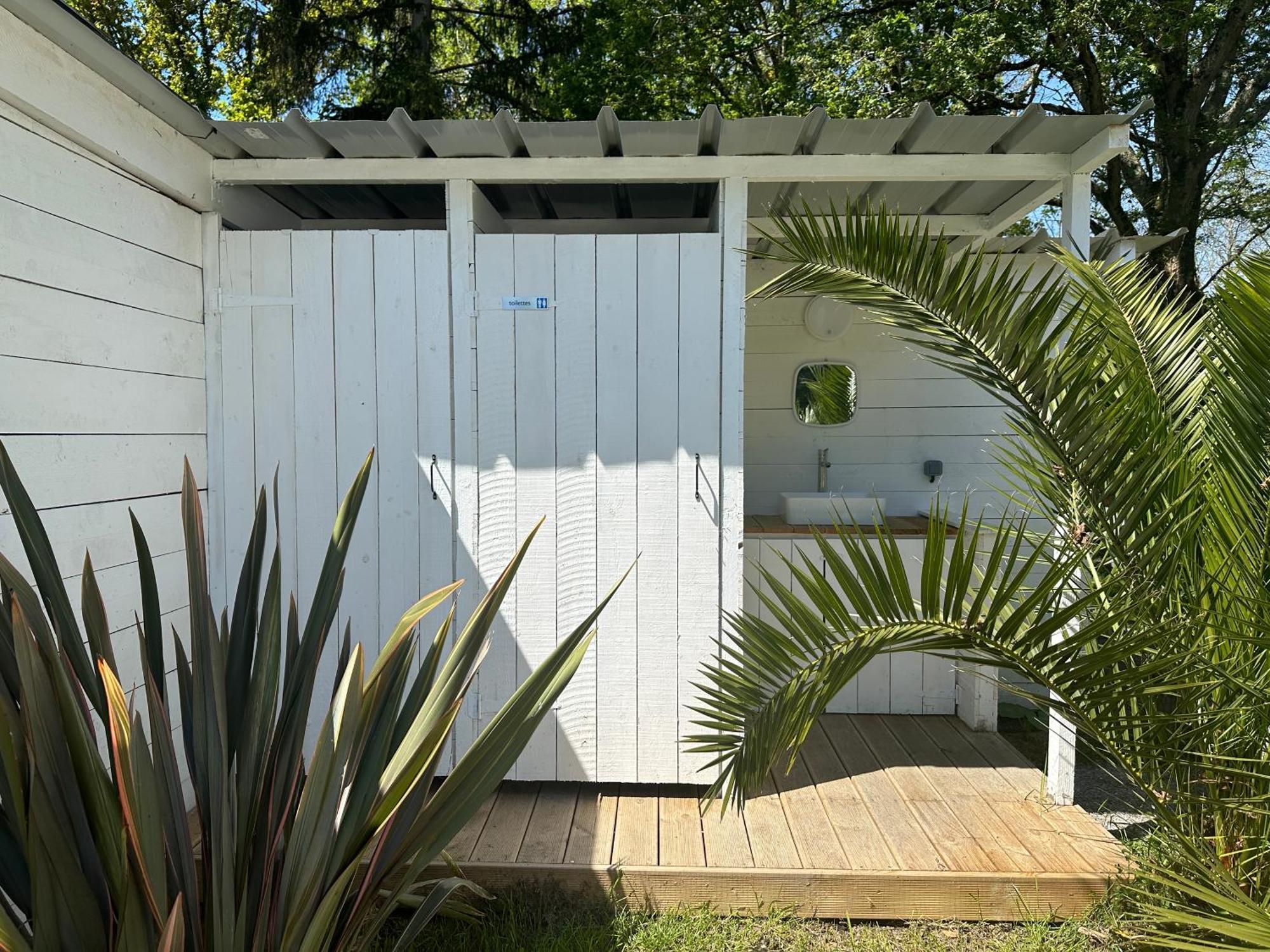 Hotel Grand Tepee Glamping Pour 2 Saint-Lyphard Esterno foto